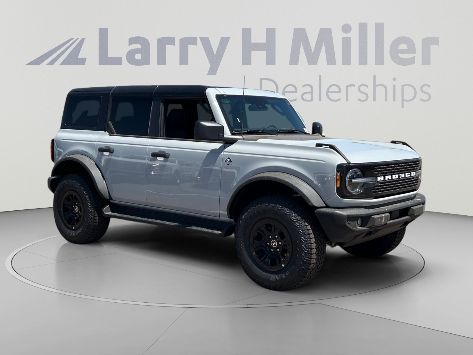 New 2026 Ford Bronco Outer Banks w/ Sasquatch Package AWD/4WD image 7