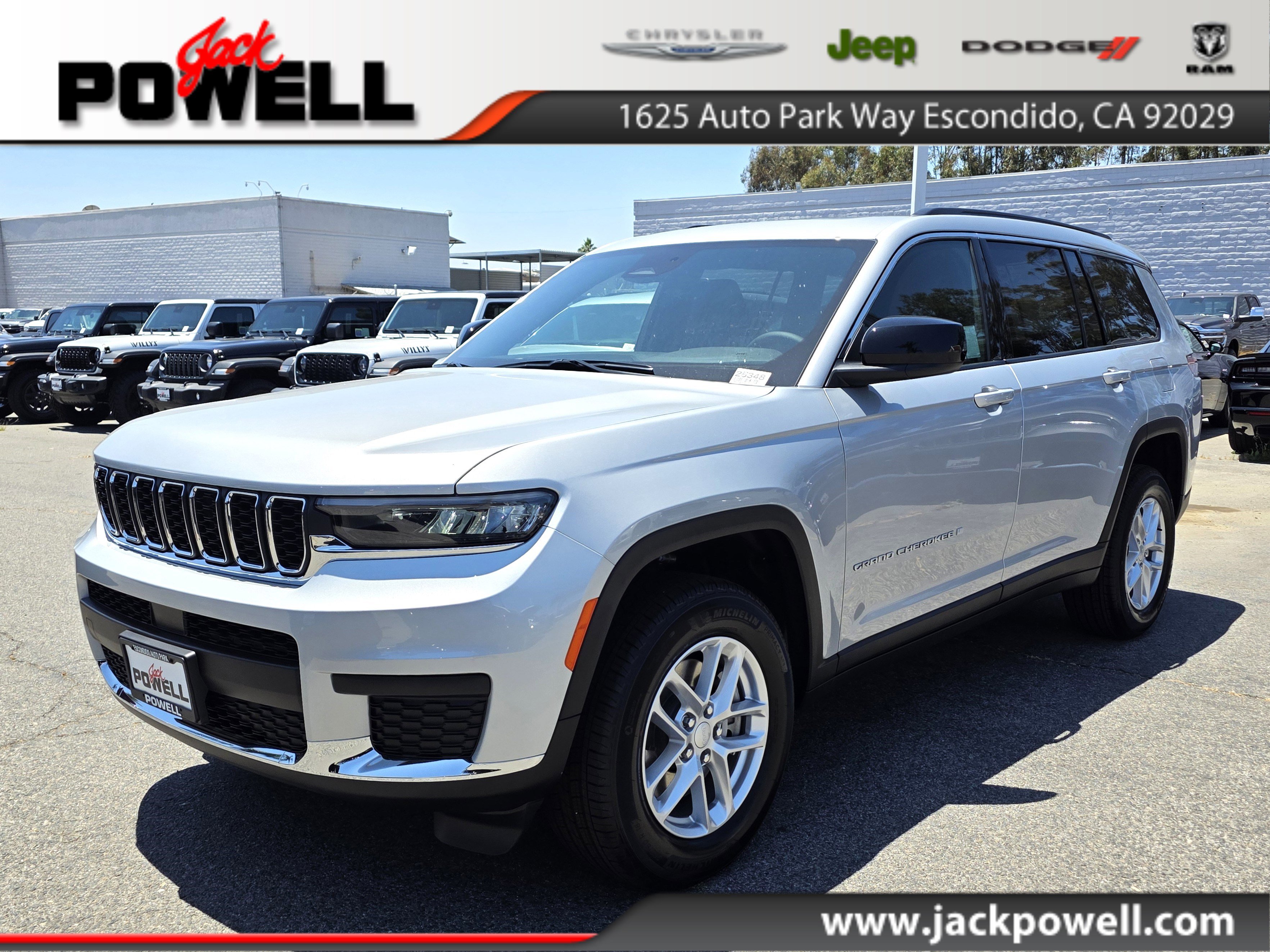 New 2025 Jeep Grand Cherokee L Laredo w/ Luxury Tech Group I