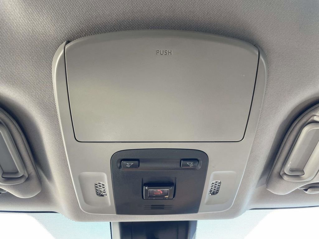 Used 2024 Toyota Camry SE image 30