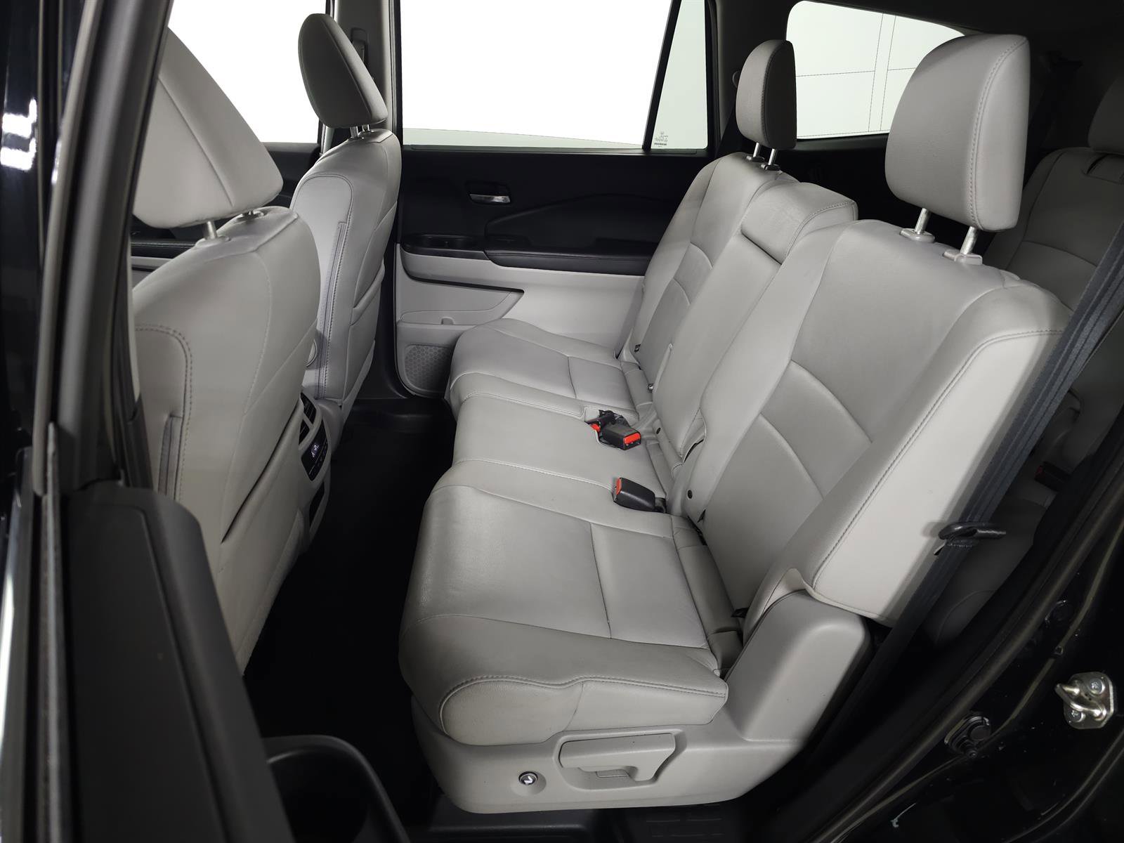 Used 2018 Honda Pilot EX-L image 29