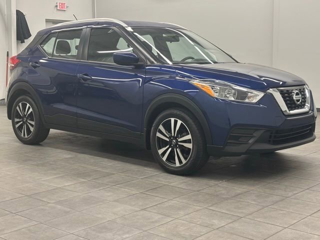 Used 2019 Nissan Kicks SV image 1