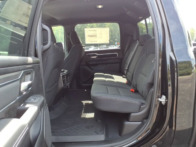 New 2026 RAM 1500 Big Horn AWD/4WD image 29