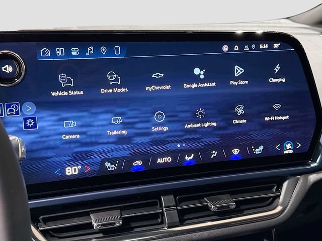 New 2026 Chevrolet Equinox EV LT FWD image 18