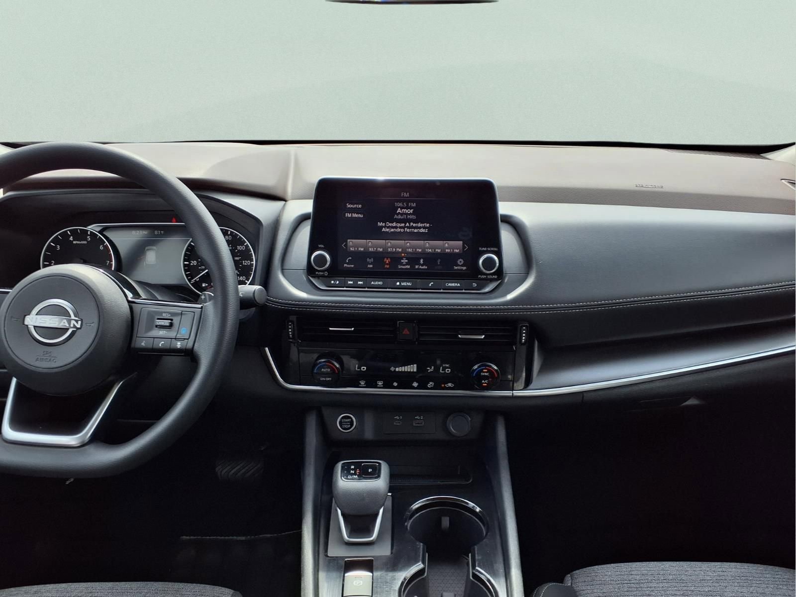 Used 2022 Nissan Rogue SV image 16