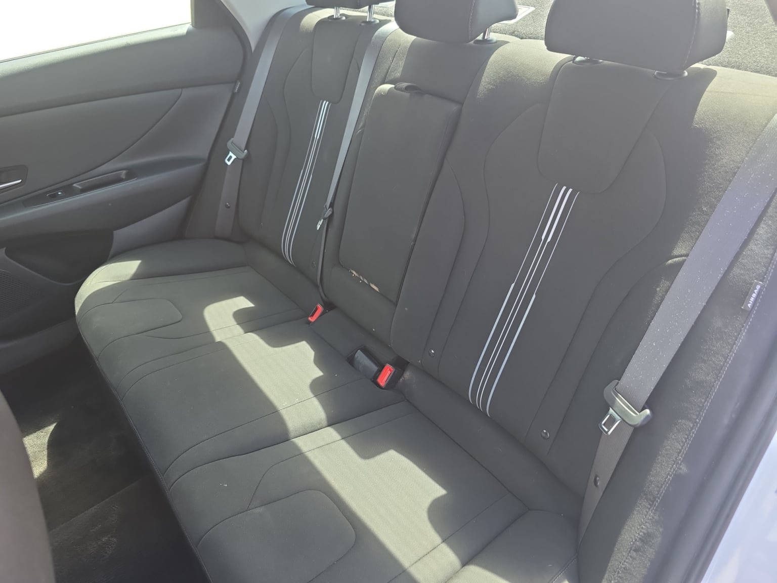 Used 2025 Hyundai Elantra SEL FWD image 16