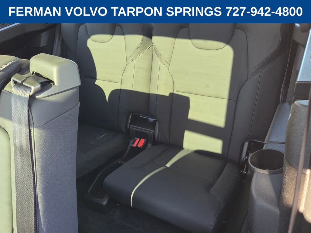 New 2026 Volvo XC90 B5 Core image 14