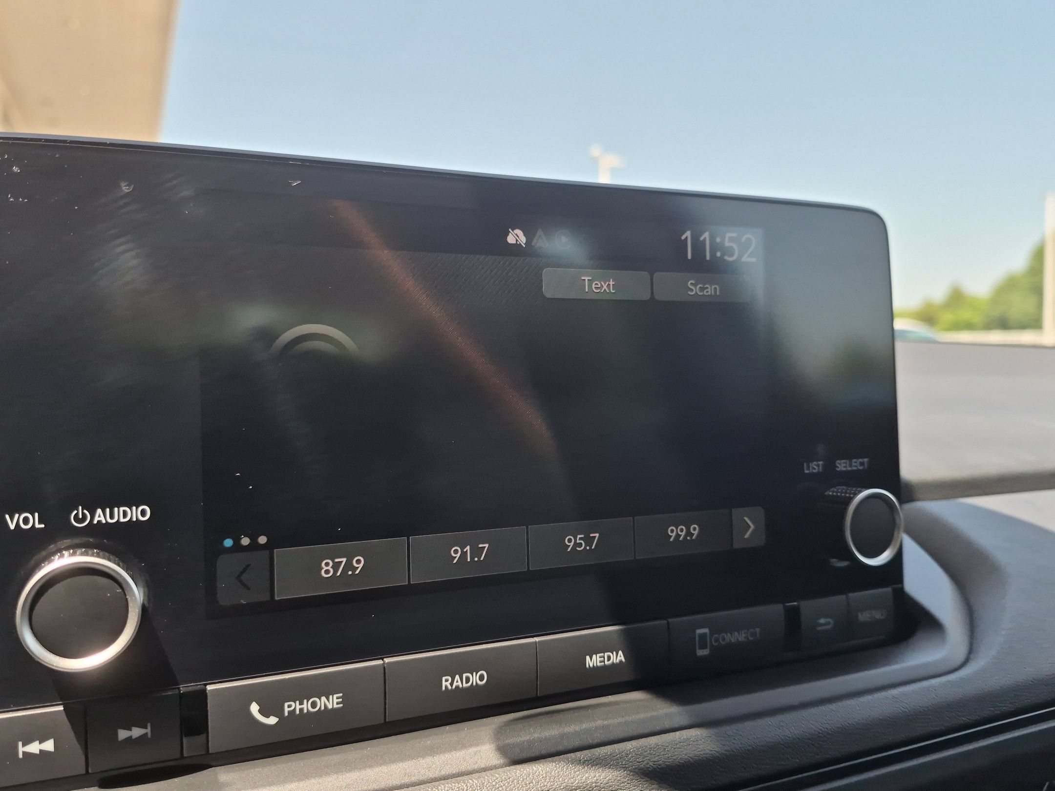 Certified 2023 Honda Accord LX image 18