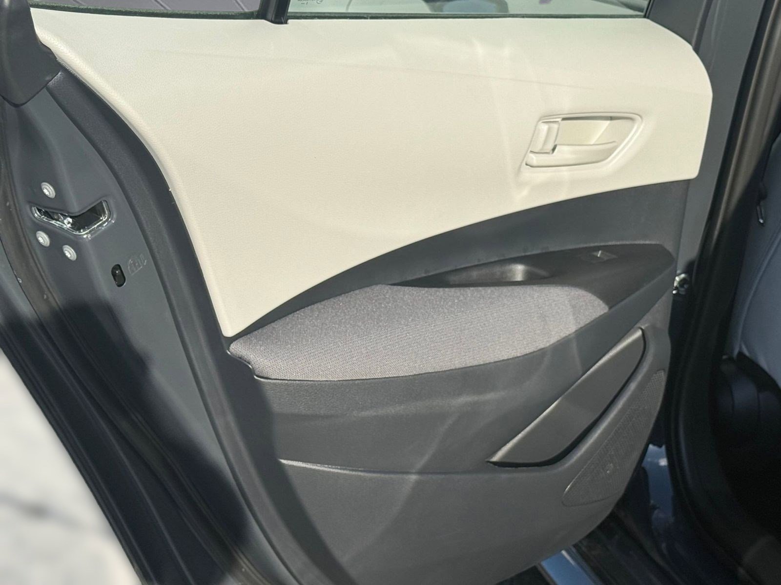 Certified 2026 Toyota Corolla LE FWD image 25
