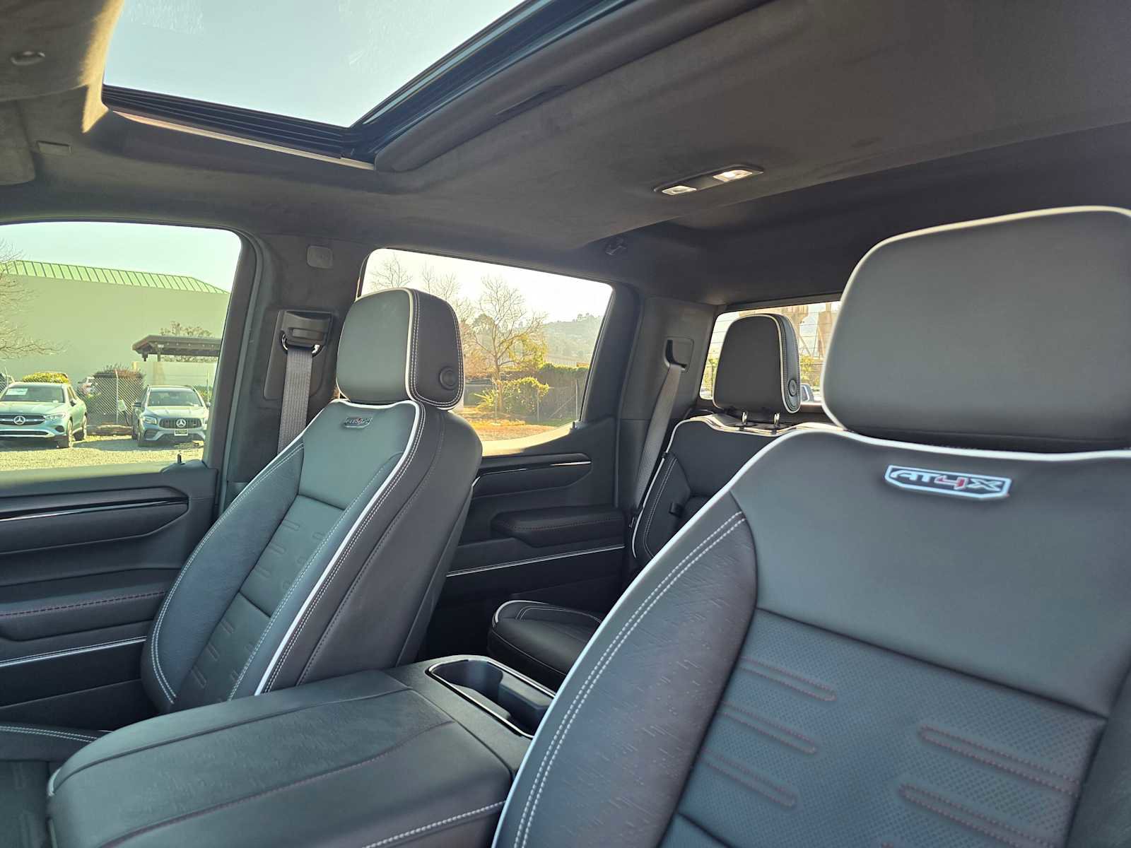 Used 2025 GMC Sierra 1500 AT4X image 23