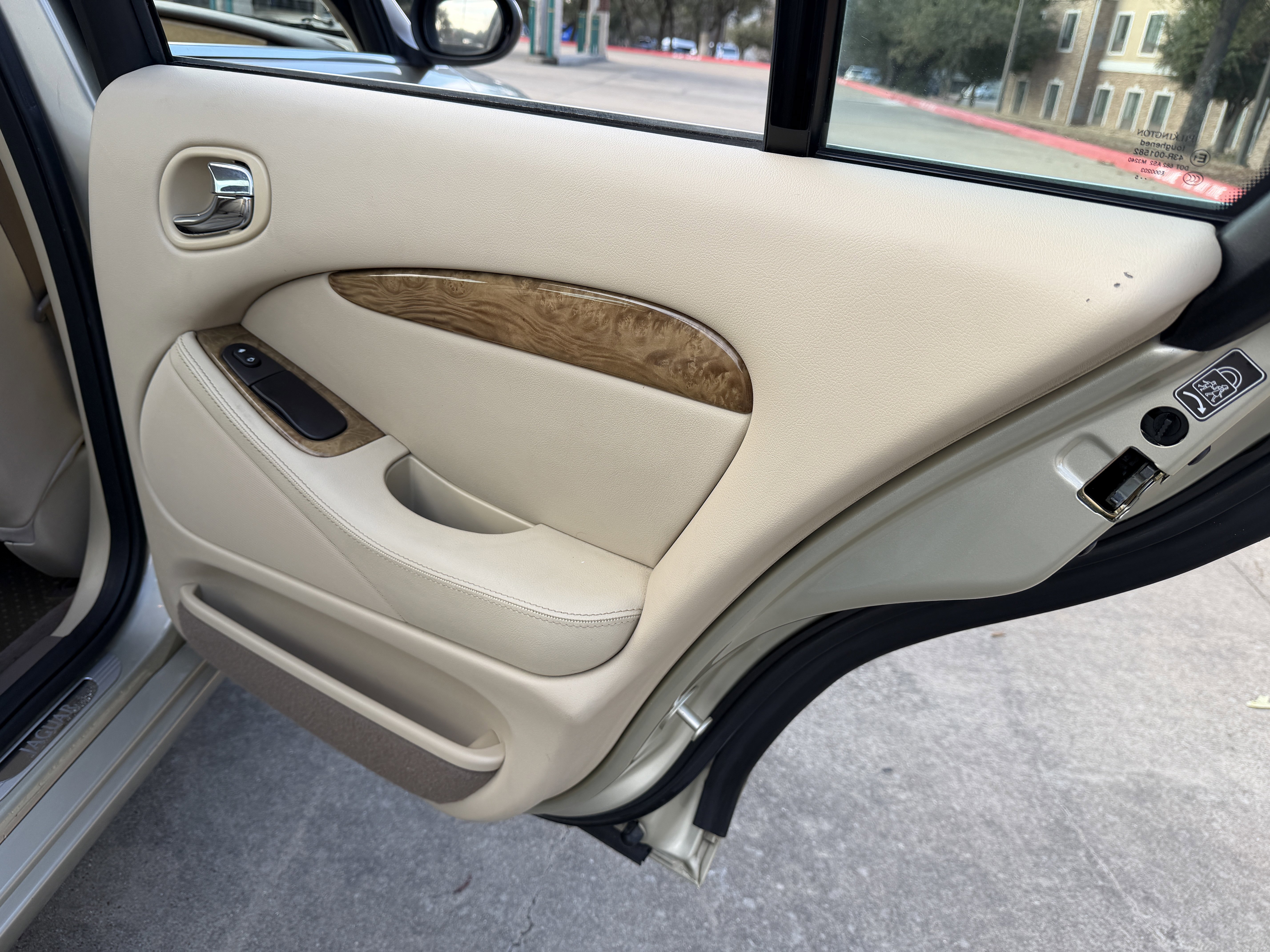 Used 2006 Jaguar S-TYPE 3.0 image 12