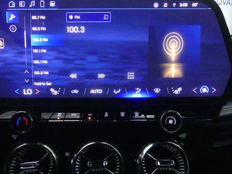 Used 2025 Chevrolet Blazer EV LT image 12