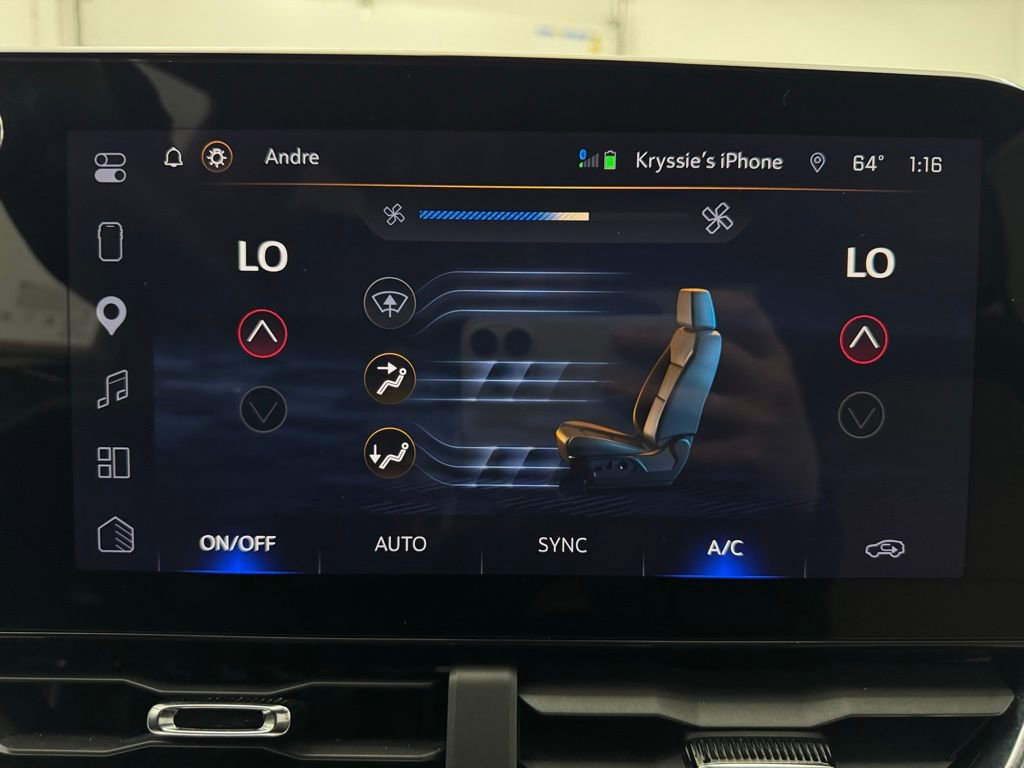 Used 2025 Chevrolet Equinox ACTIV w/ Safety and Technology Package image 26
