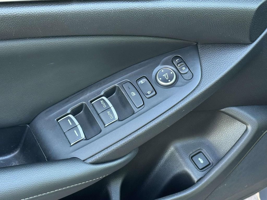 Used 2022 Honda Accord Sport image 10