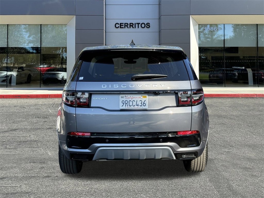 Used 2025 Land Rover Discovery Sport S image 7