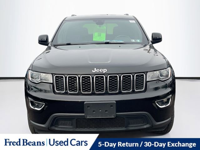 Used 2021 Jeep Grand Cherokee Laredo image 2