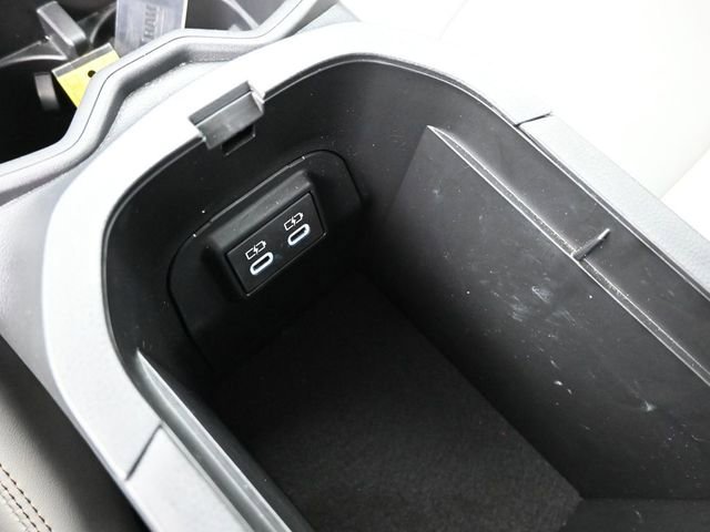 Certified 2024 Toyota RAV4 XLE Premium image 34