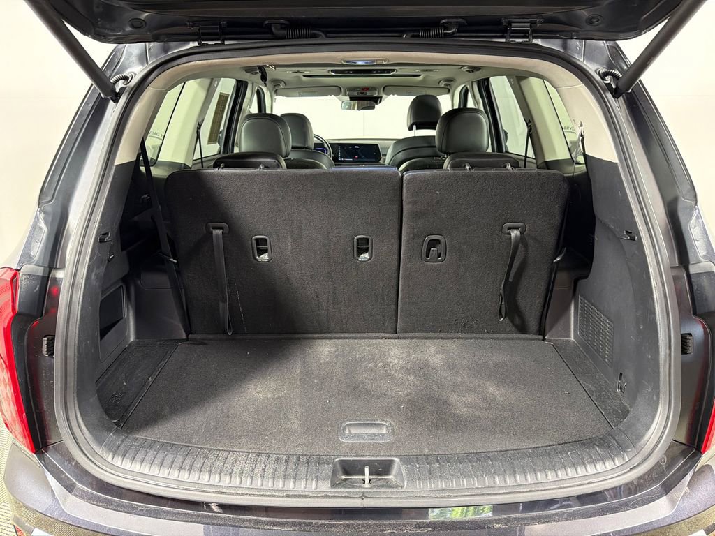 Used 2025 Kia Telluride S FWD image 20