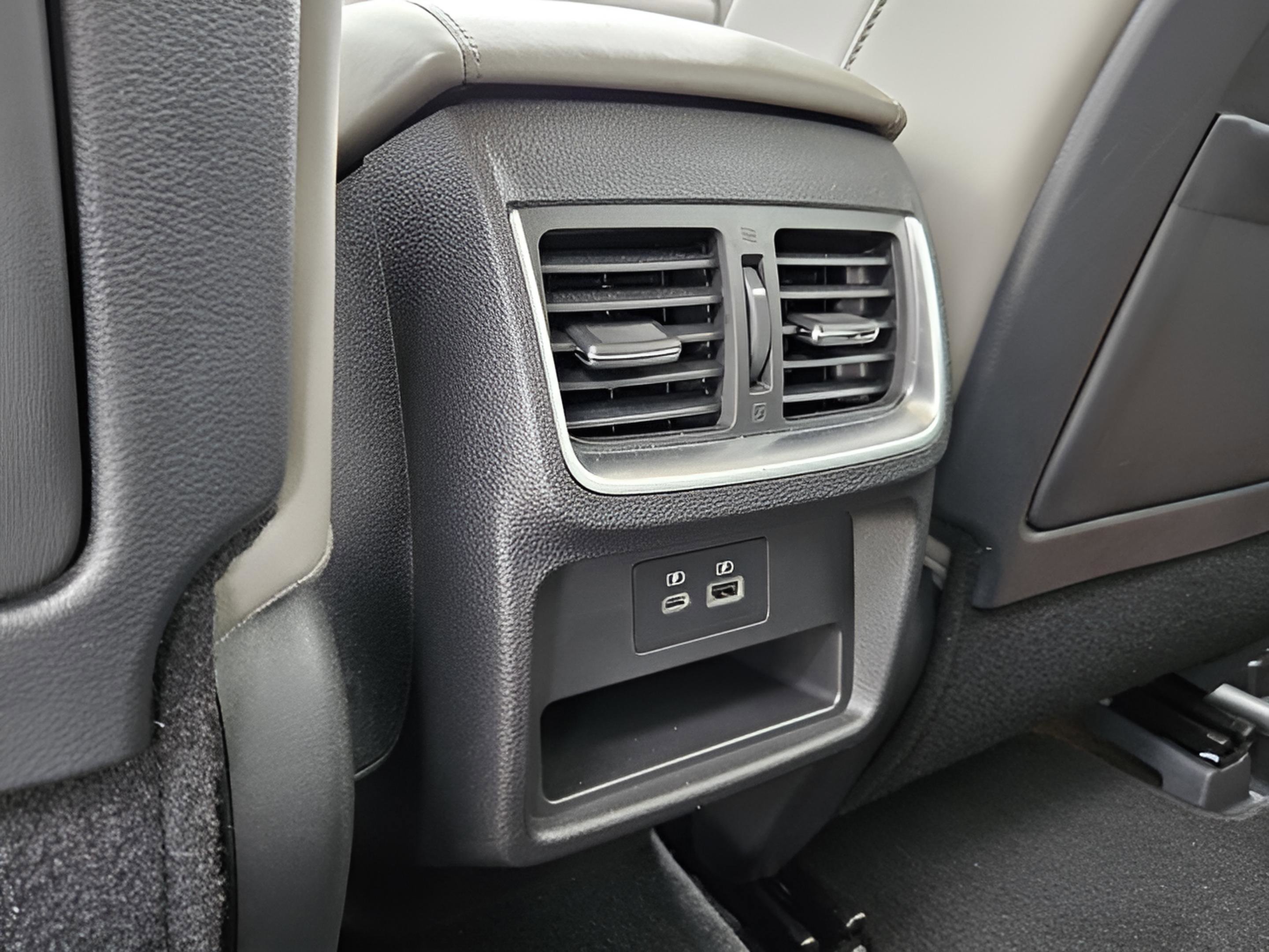 Certified 2025 INFINITI QX50 Luxe image 14