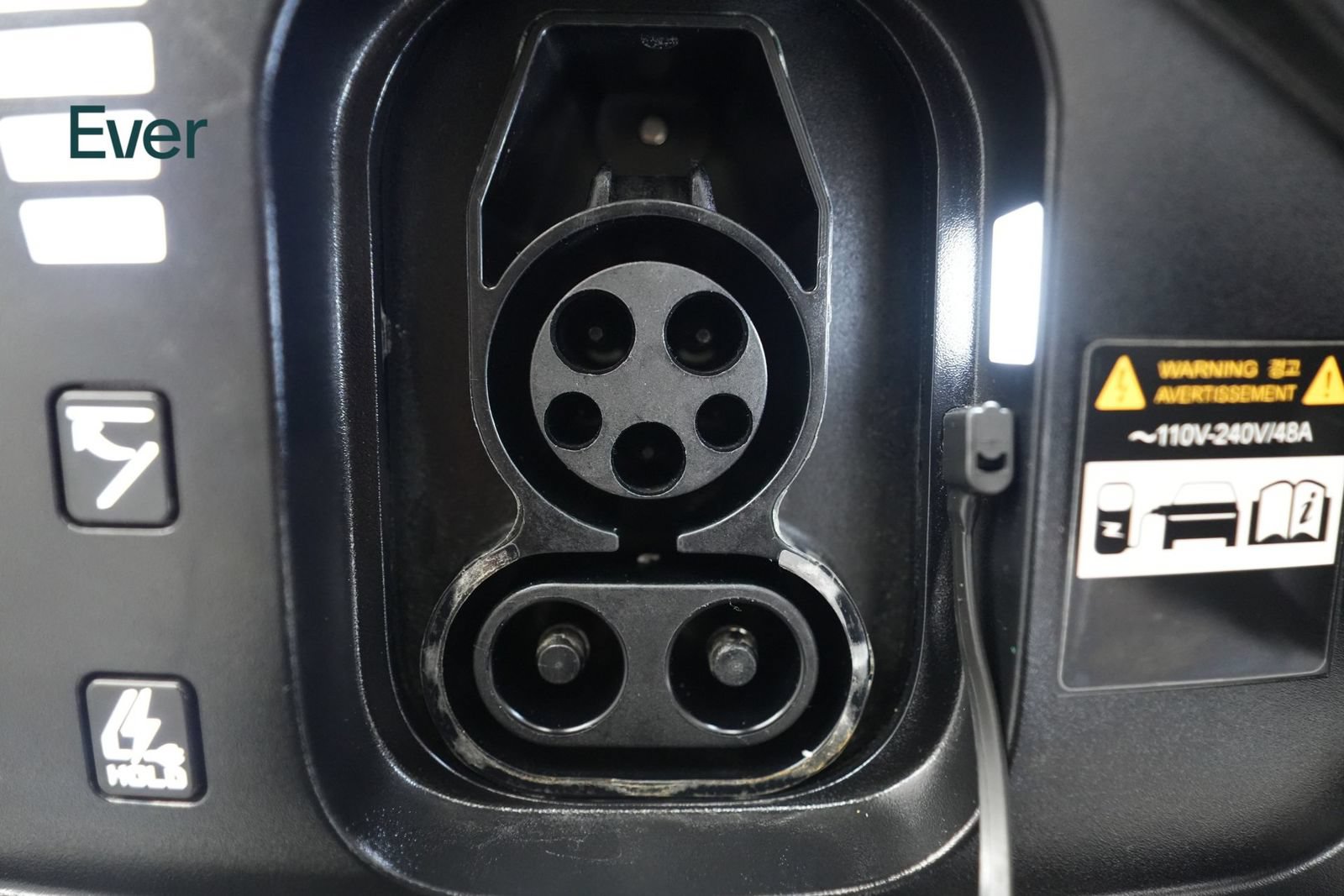 Used 2024 Kia EV6 Wind RWD image 10