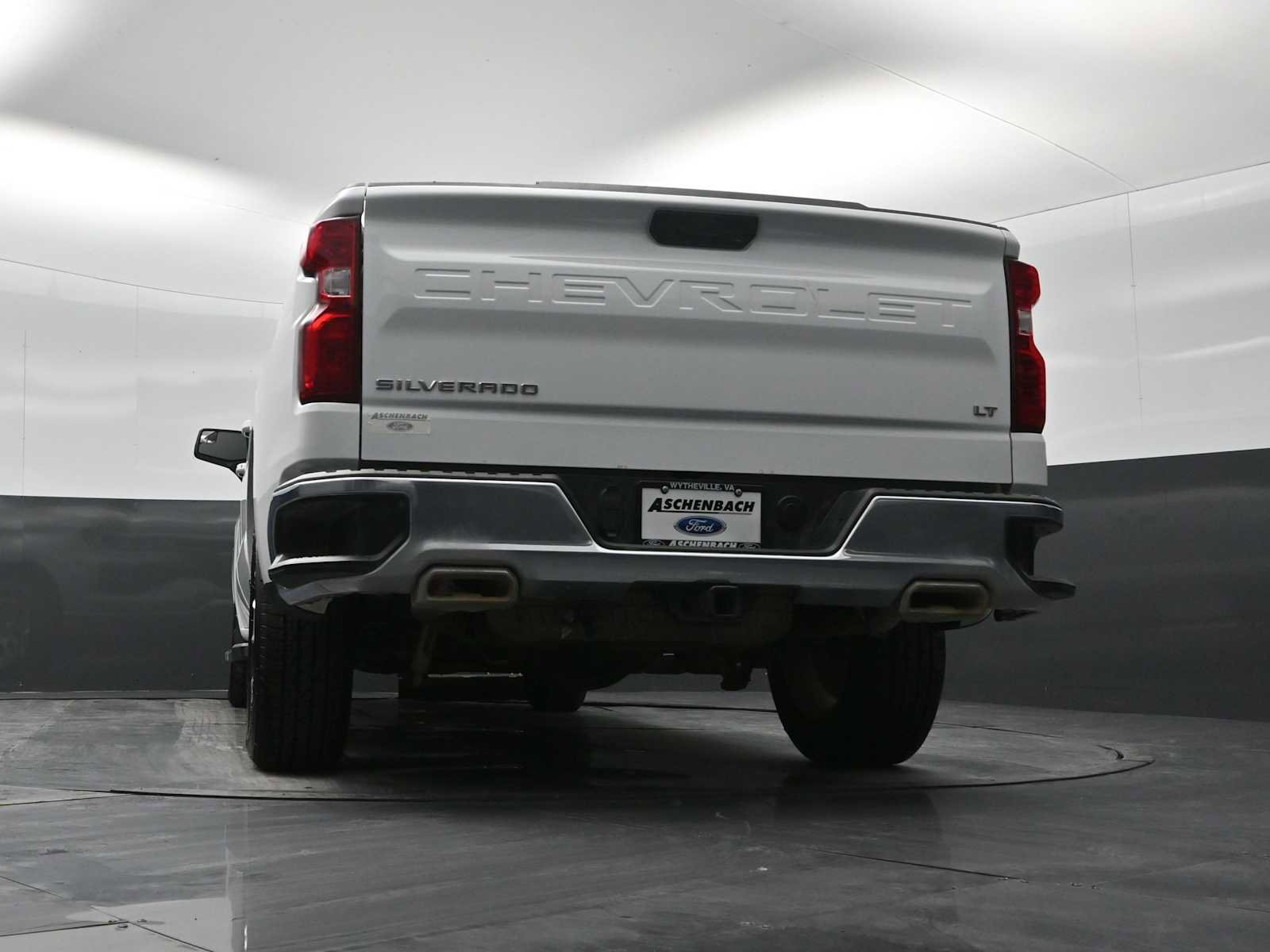 Used 2025 Chevrolet Silverado 1500 LT image 24