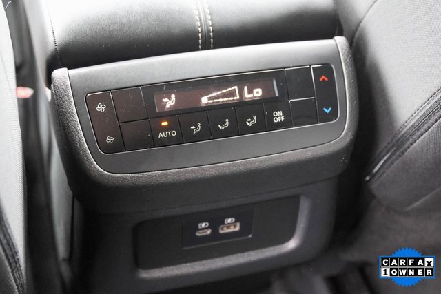 Used 2025 Nissan Pathfinder SV image 21