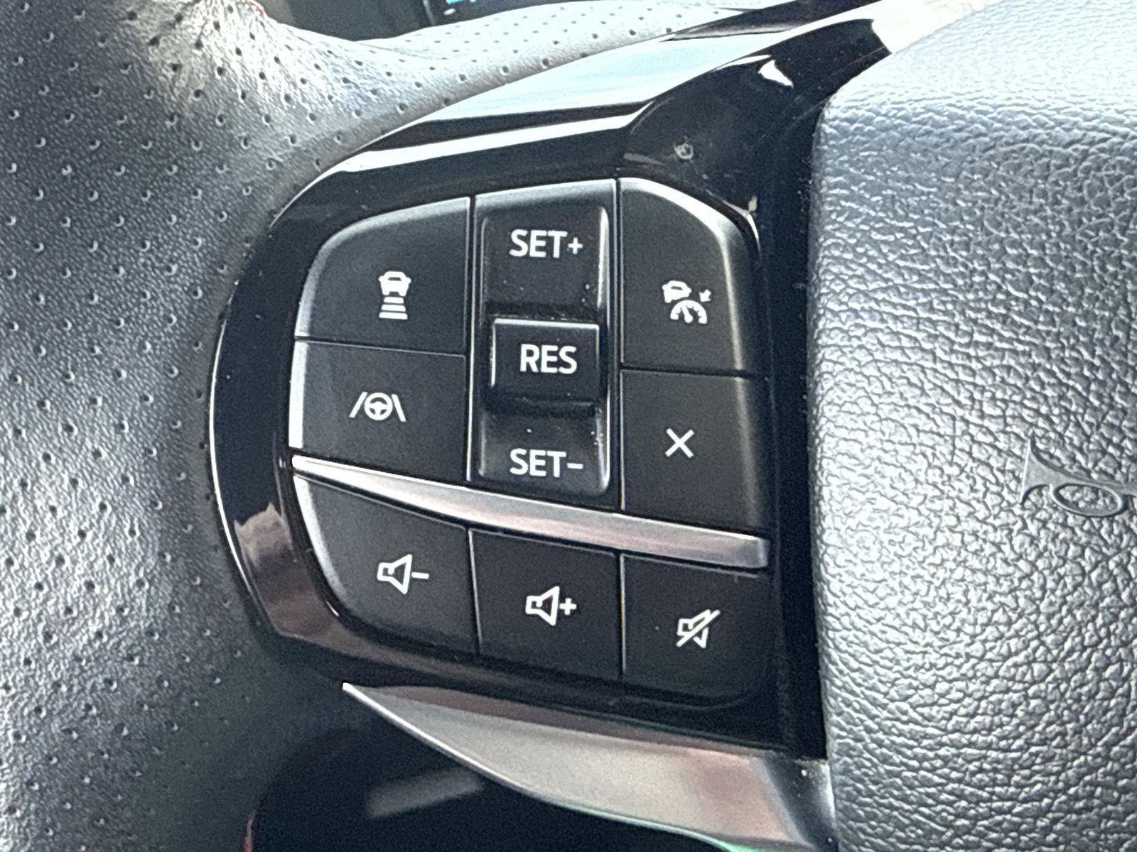 Used 2023 Ford Explorer ST-Line image 20