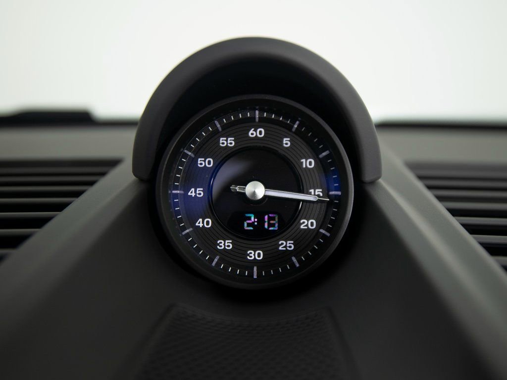 Certified 2026 Porsche 911 Carrera GTS image 27