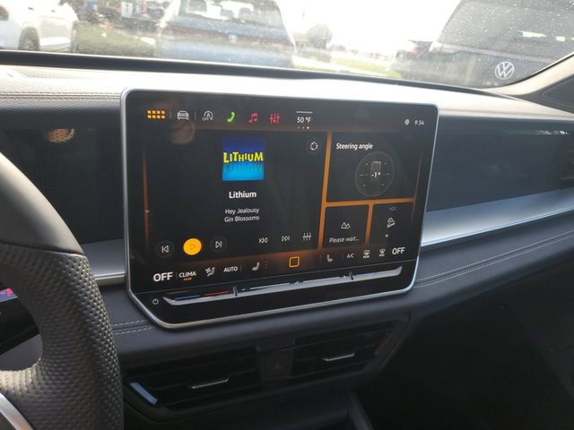 New 2026 Volkswagen Tiguan SE R-Line image 26