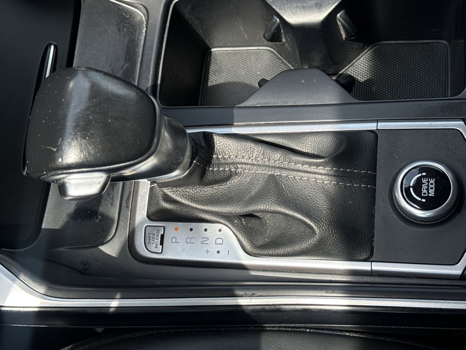 Used 2022 Kia Sorento EX w/ Panoramic Sunroof Package FWD image 20