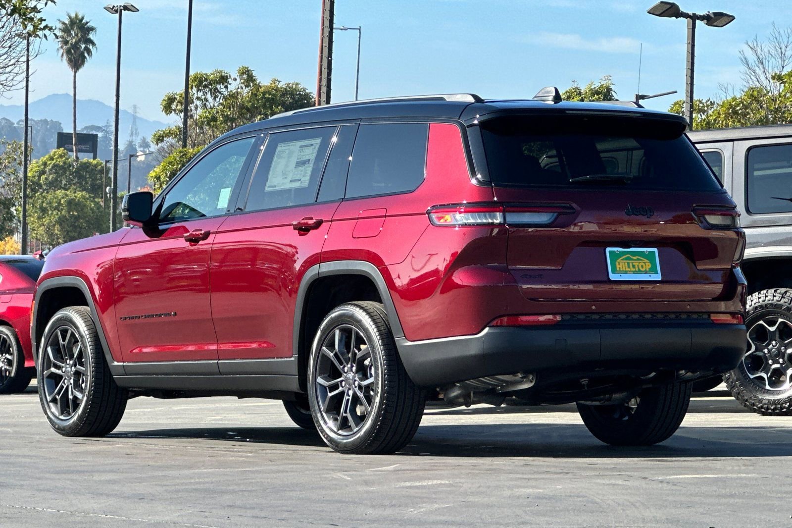 New 2025 Jeep Grand Cherokee L Limited w/ Trailer Tow Package image 7