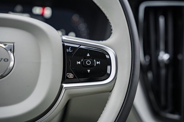 New 2026 Volvo XC60 B5 Ultra w/ Protection Package Premier image 27