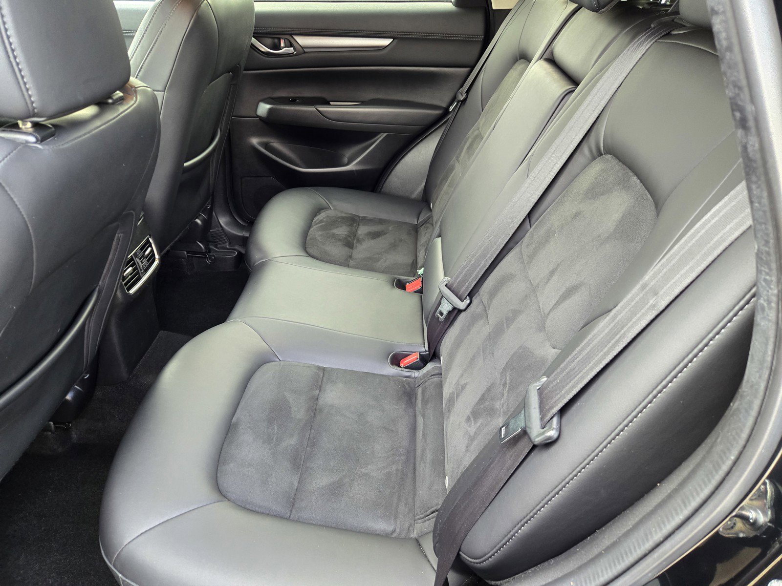 Used 2019 MAZDA CX-5 Touring image 12