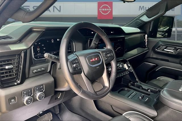 Used 2025 GMC Sierra 2500 AT4X AWD/4WD image 17