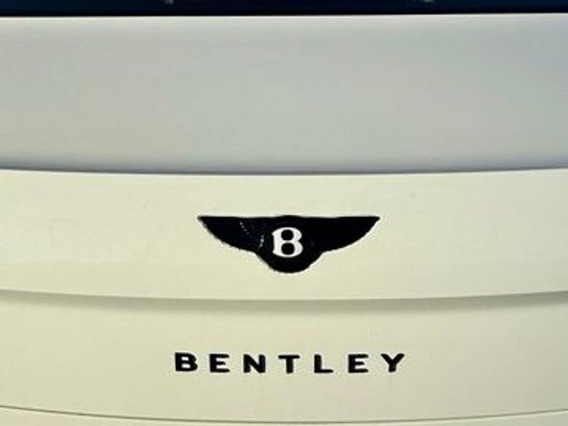 Used 2024 Bentley Flying Spur W12 image 7