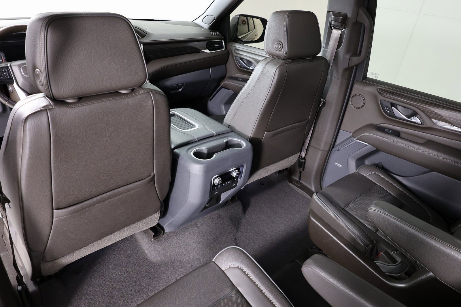 Used 2021 GMC Yukon XL Denali w/ Denali Premium Package image 58