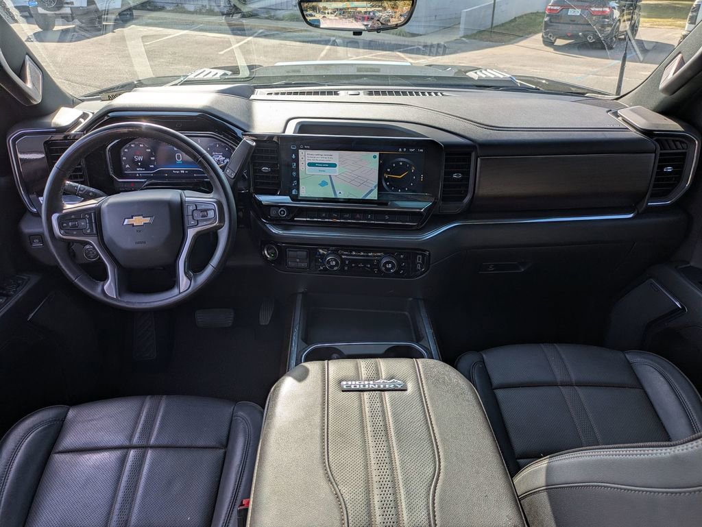 Used 2025 Chevrolet Silverado 2500 High Country w/ High Country Premium Package image 29
