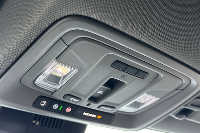 Used 2025 GMC Sierra 1500 Elevation w/ Preferred Package image 24