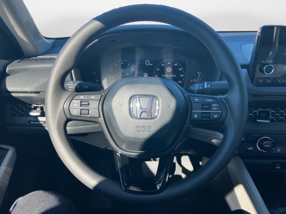 Certified 2025 Honda Accord SE image 10