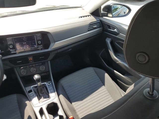 Certified 2023 Volkswagen Jetta S FWD image 9
