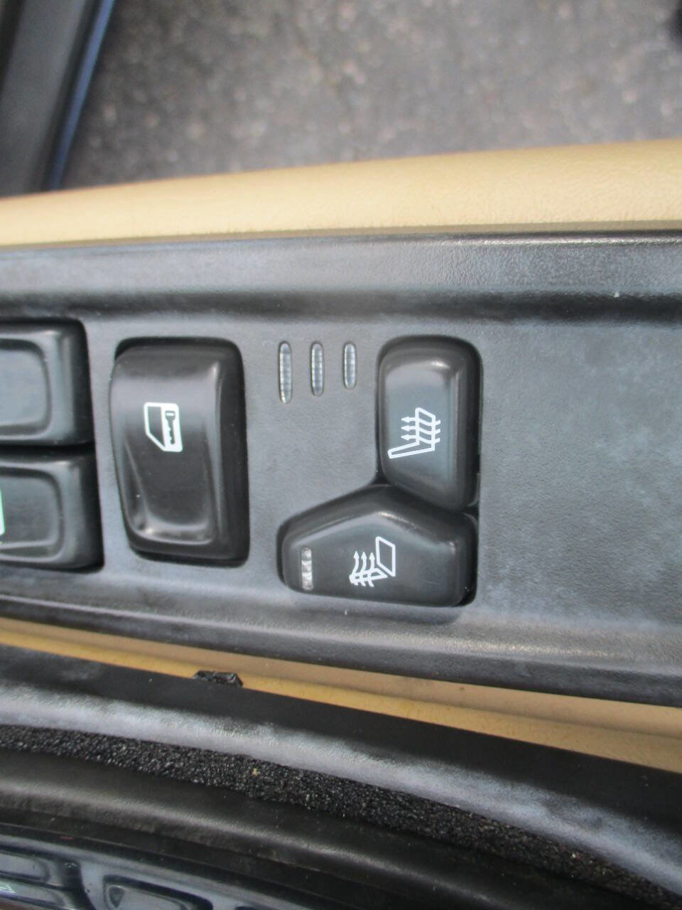 Used 2002 GMC Envoy SLT image 10