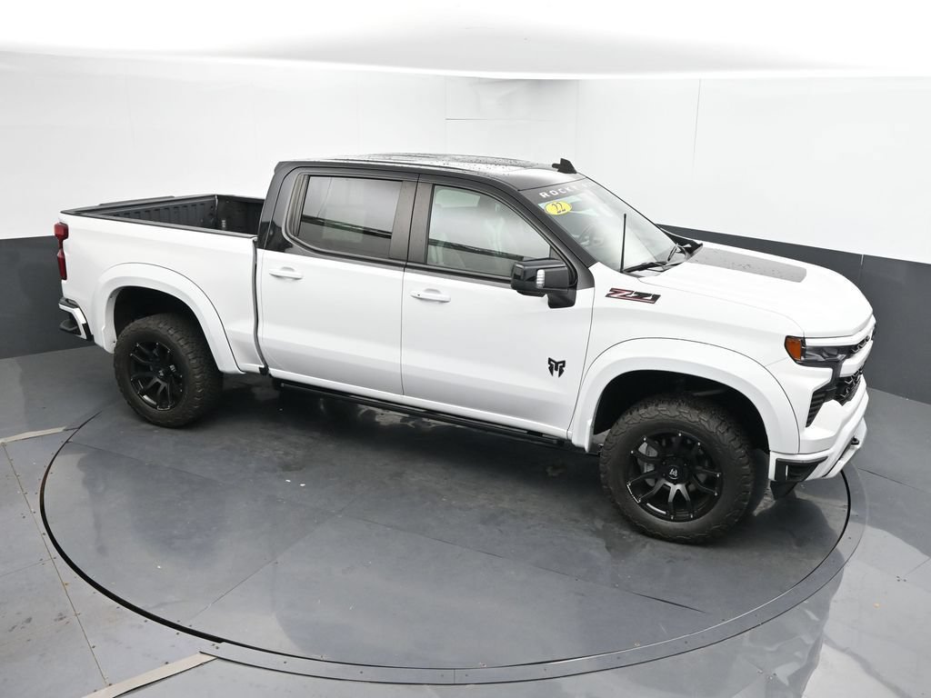 Used 2022 Chevrolet Silverado 1500 RST AWD/4WD image 44