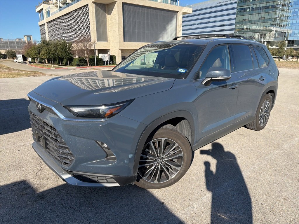 Used 2025 Toyota Grand Highlander MAX Platinum image 4