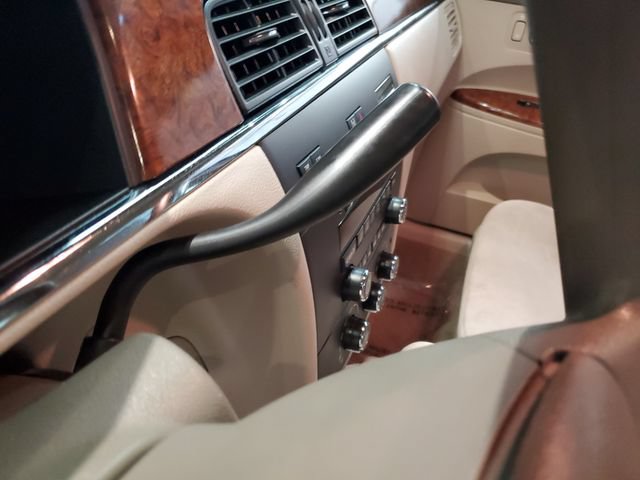Used 2006 Buick LaCrosse CX FWD image 25