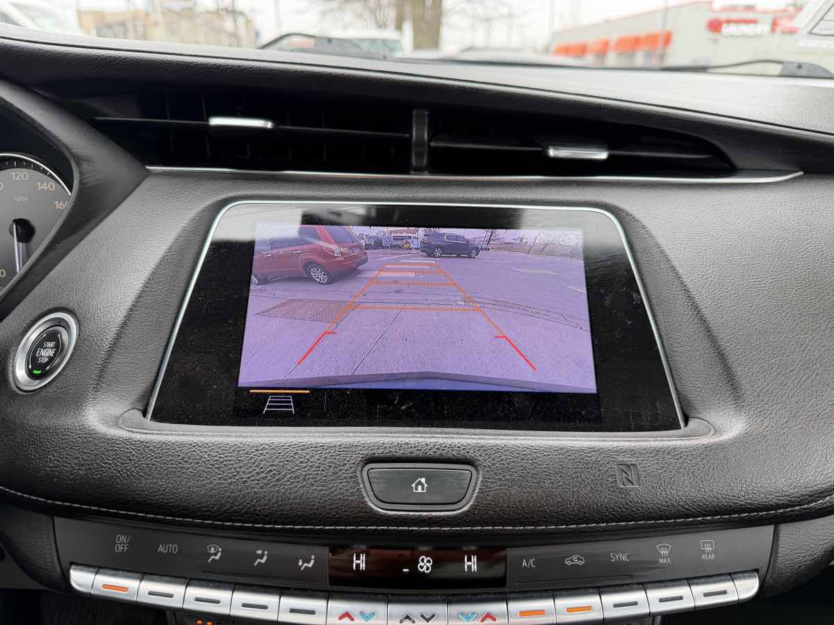 Used 2019 Cadillac XT4 Premium Luxury image 35