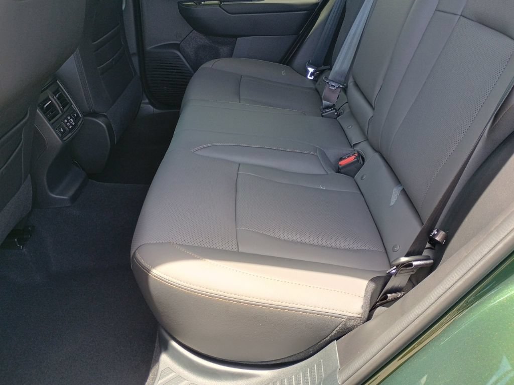 New 2026 Subaru Outback Limited AWD/4WD image 15