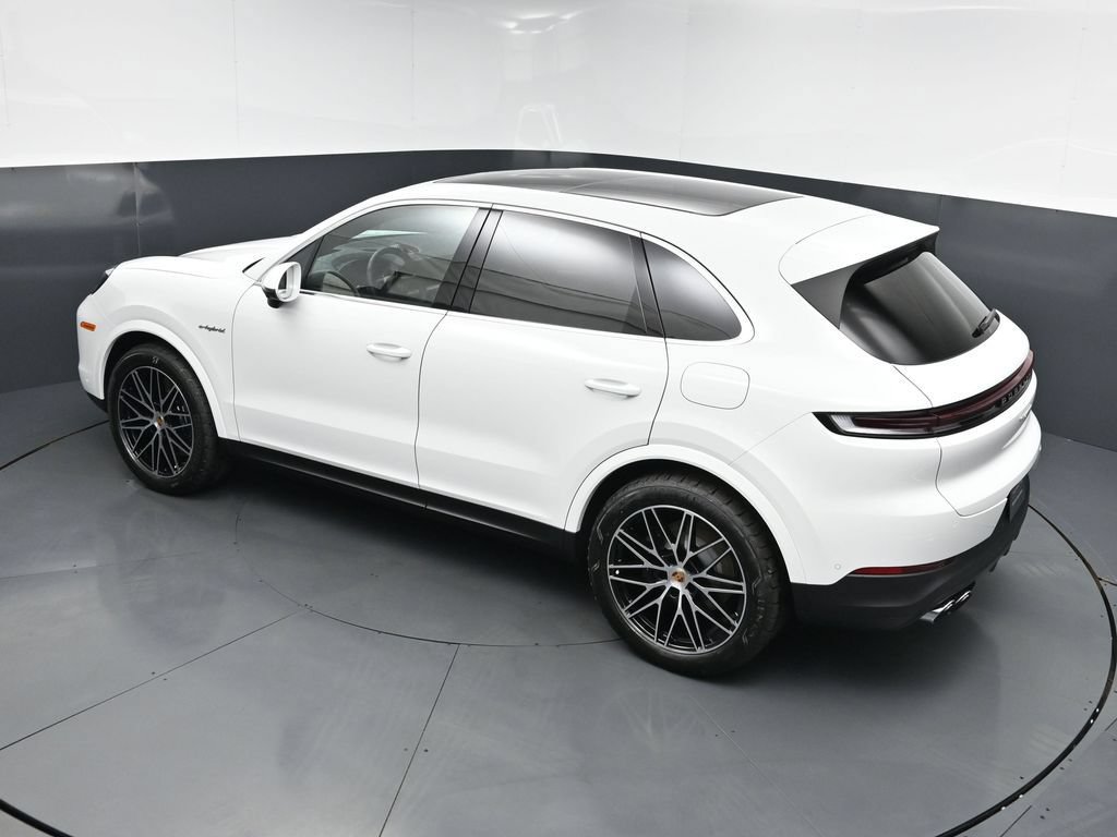 New 2026 Porsche Cayenne E-Hybrid AWD/4WD image 15