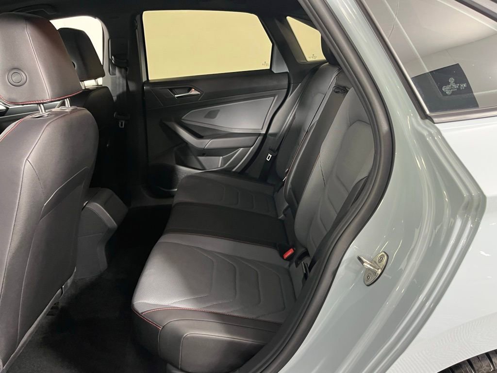 Used 2025 Volkswagen Jetta GLI Autobahn image 26