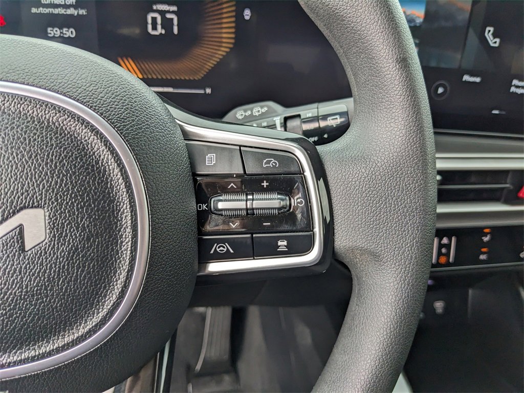 Certified 2024 Kia Sorento LX image 32