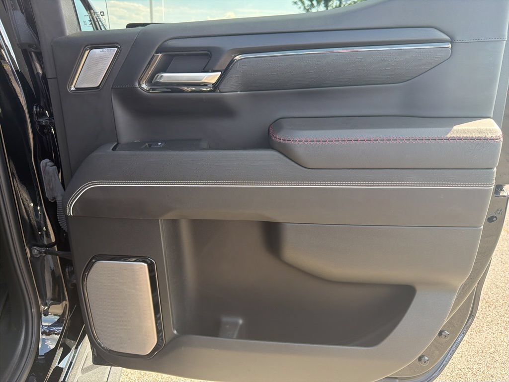 Used 2024 GMC Sierra 1500 AT4X AWD/4WD image 10