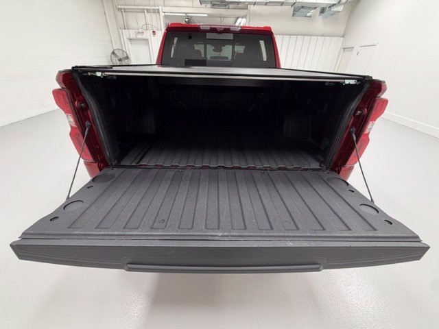 Certified 2023 Chevrolet Silverado 1500 High Country w/ Technology Package AWD/4WD image 23
